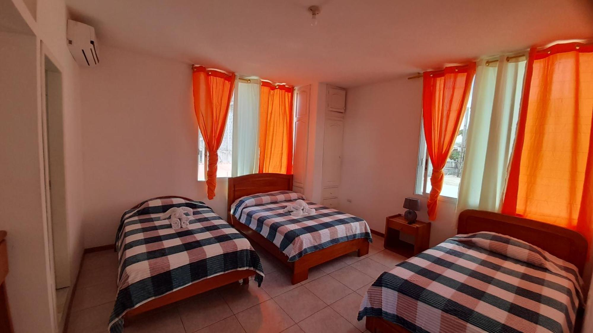 El Paraiso Puerto Ayora  Pokoj fotografie